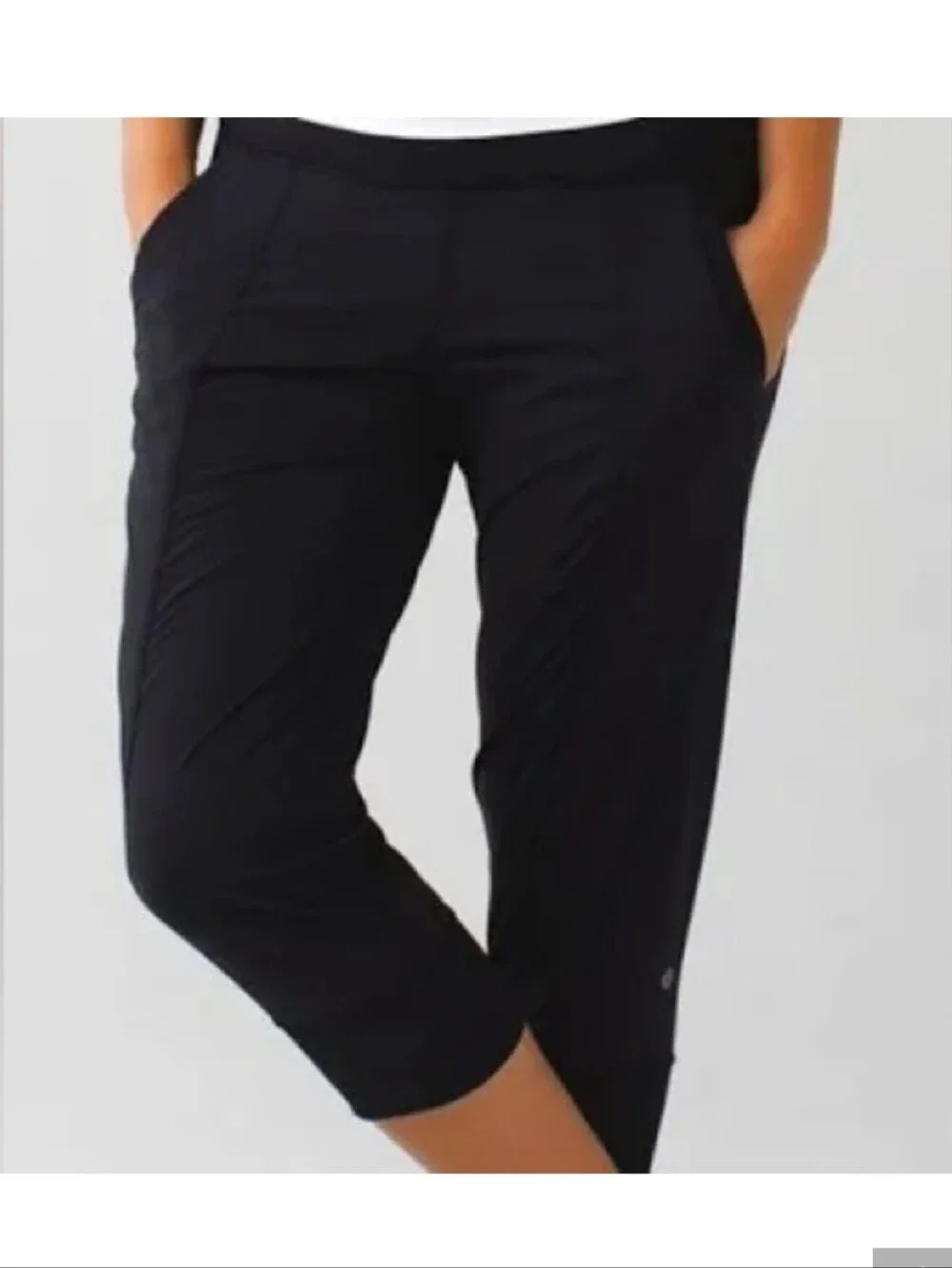Lululemon Capri In Flux Joggers Black Size 4